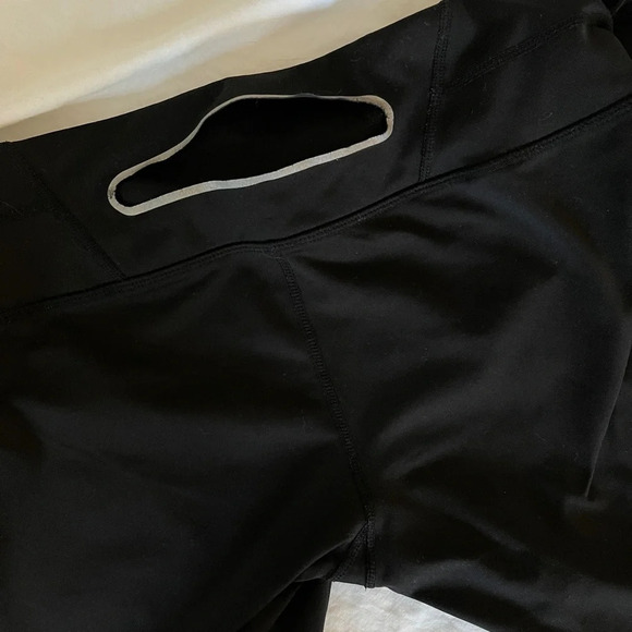 Athleta Sonar Capri - Picture 7 of 7